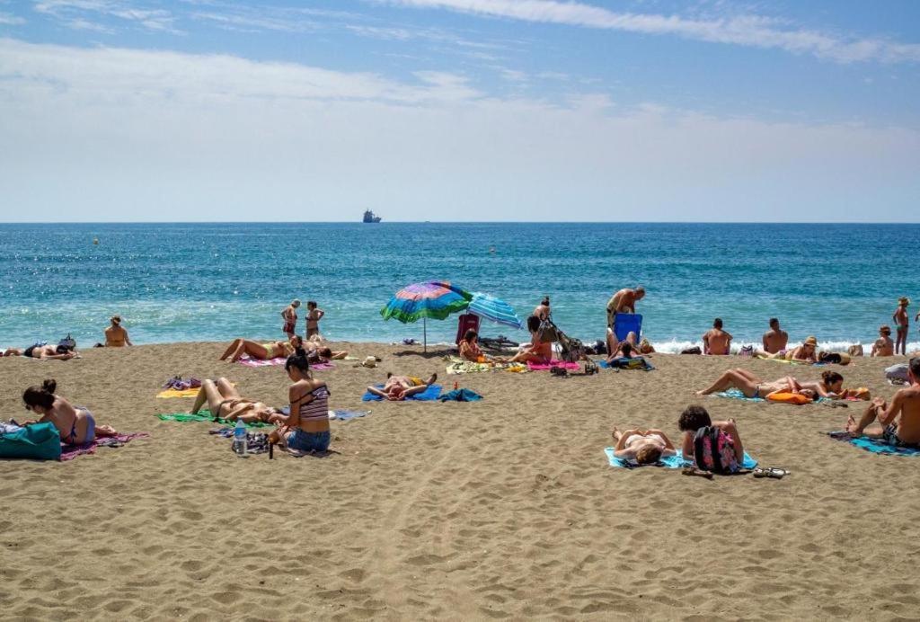 Apartamento El Dorado Cerca Del Mar マラガ エクステリア 写真