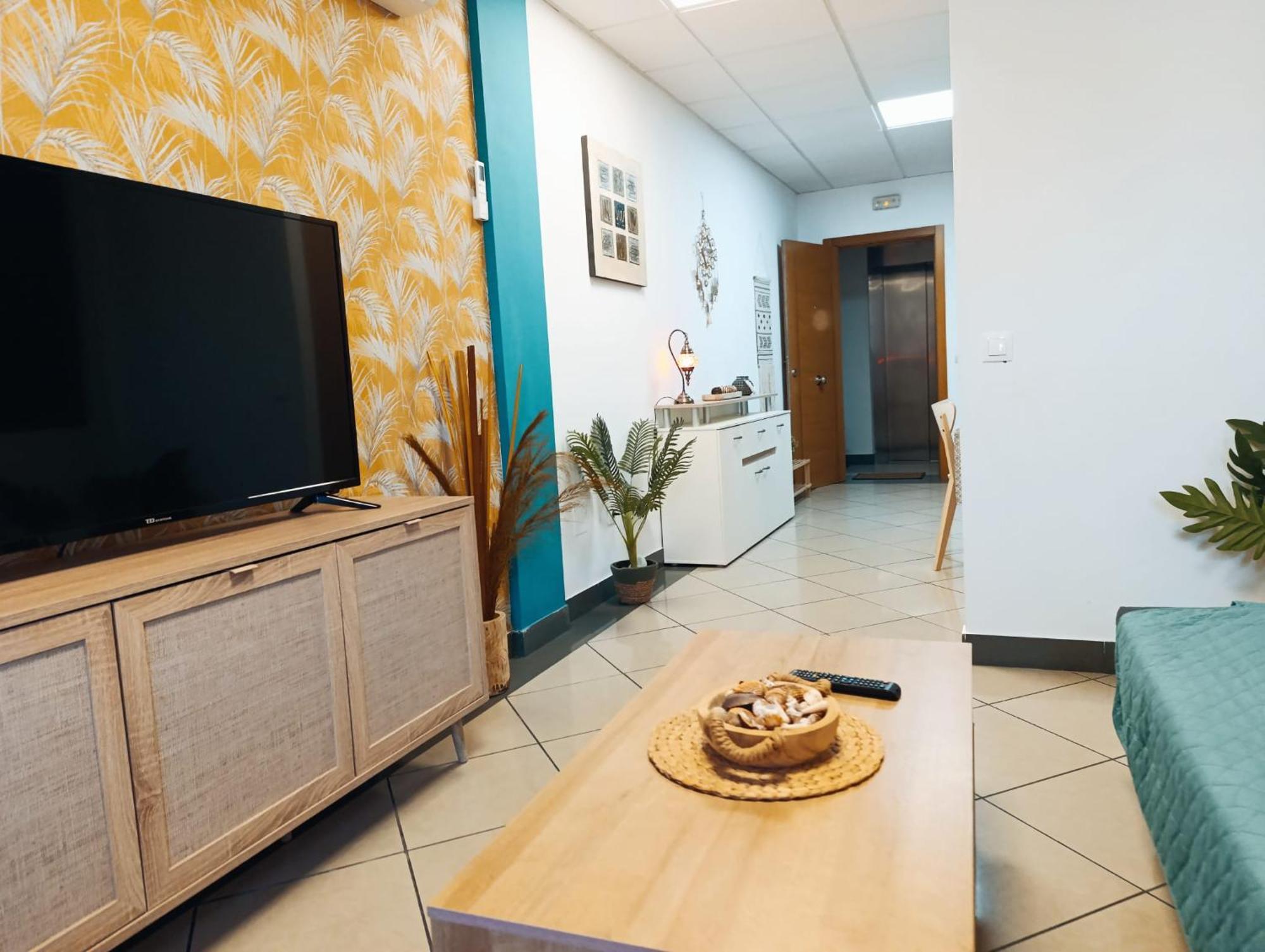 Apartamento El Dorado Cerca Del Mar マラガ エクステリア 写真